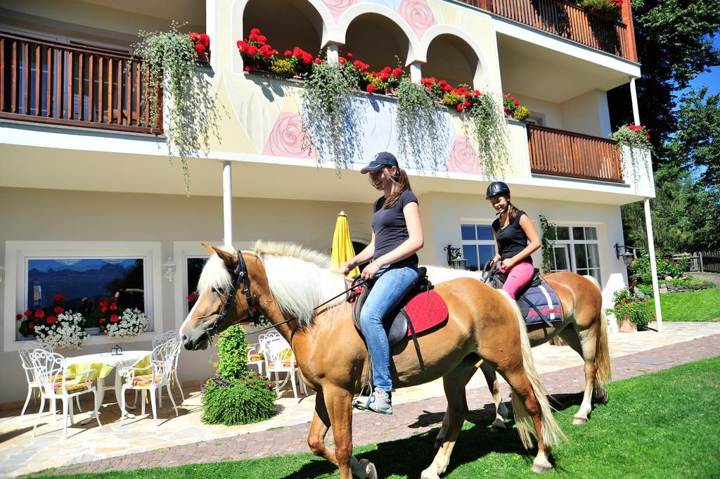Hotel Koenig Laurin San Genesio Atesino Zewnętrze zdjęcie